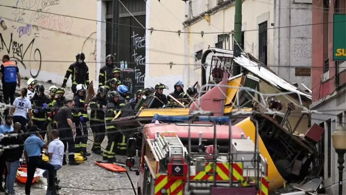 Lizbon'da Füniküler Kazası: 15 Ölü, 18 Yaralı