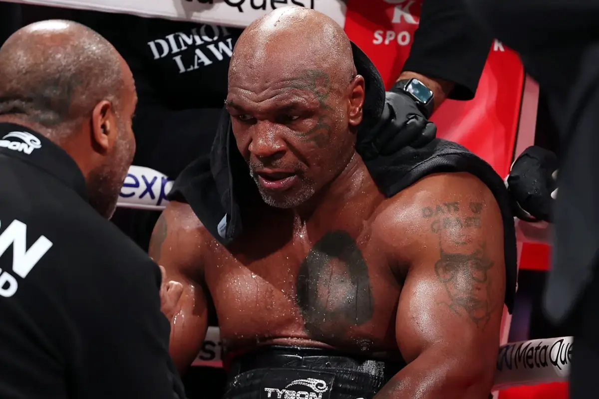 Mike Tyson ve Floyd Mayweather boks maçı yapacak