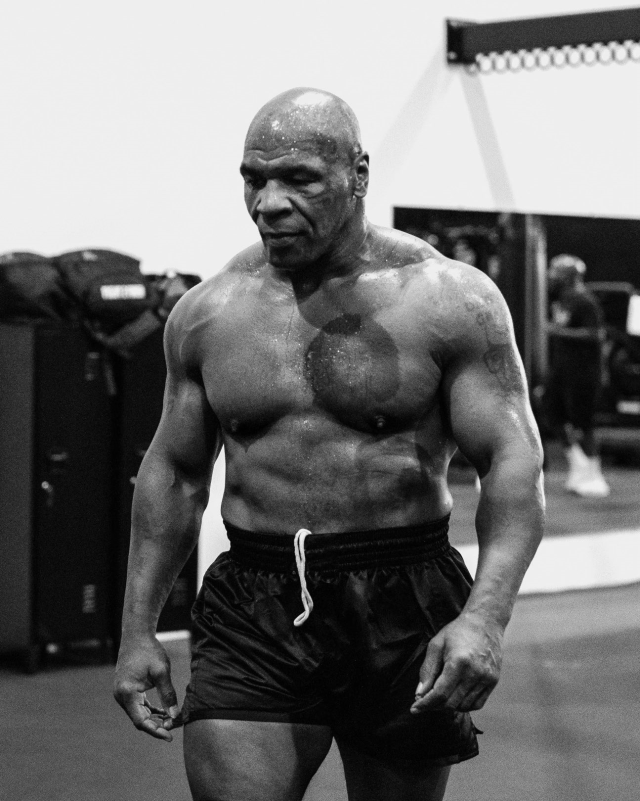 mike tyson ve floyd mayweather boks maci yapacak 19015786 3622 m