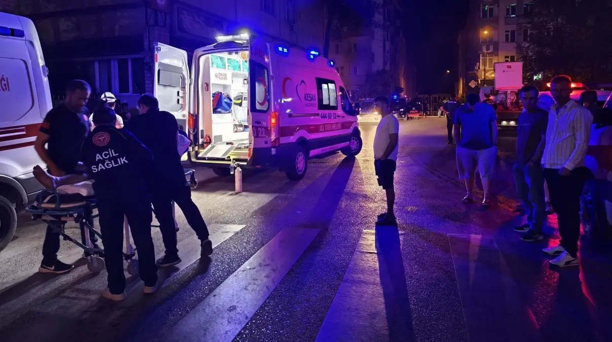 Keşan'daki Orduevinde Yangın: 16 Asker Dumandan Etkilendi