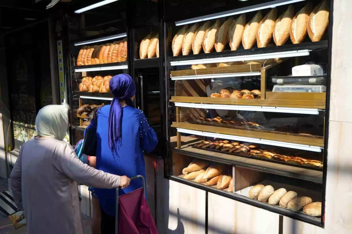 Samsun'da Fırıncılar 200 Gram Ekmeğin fiyatını 15 TL'ye Çıkarmak İstiyor