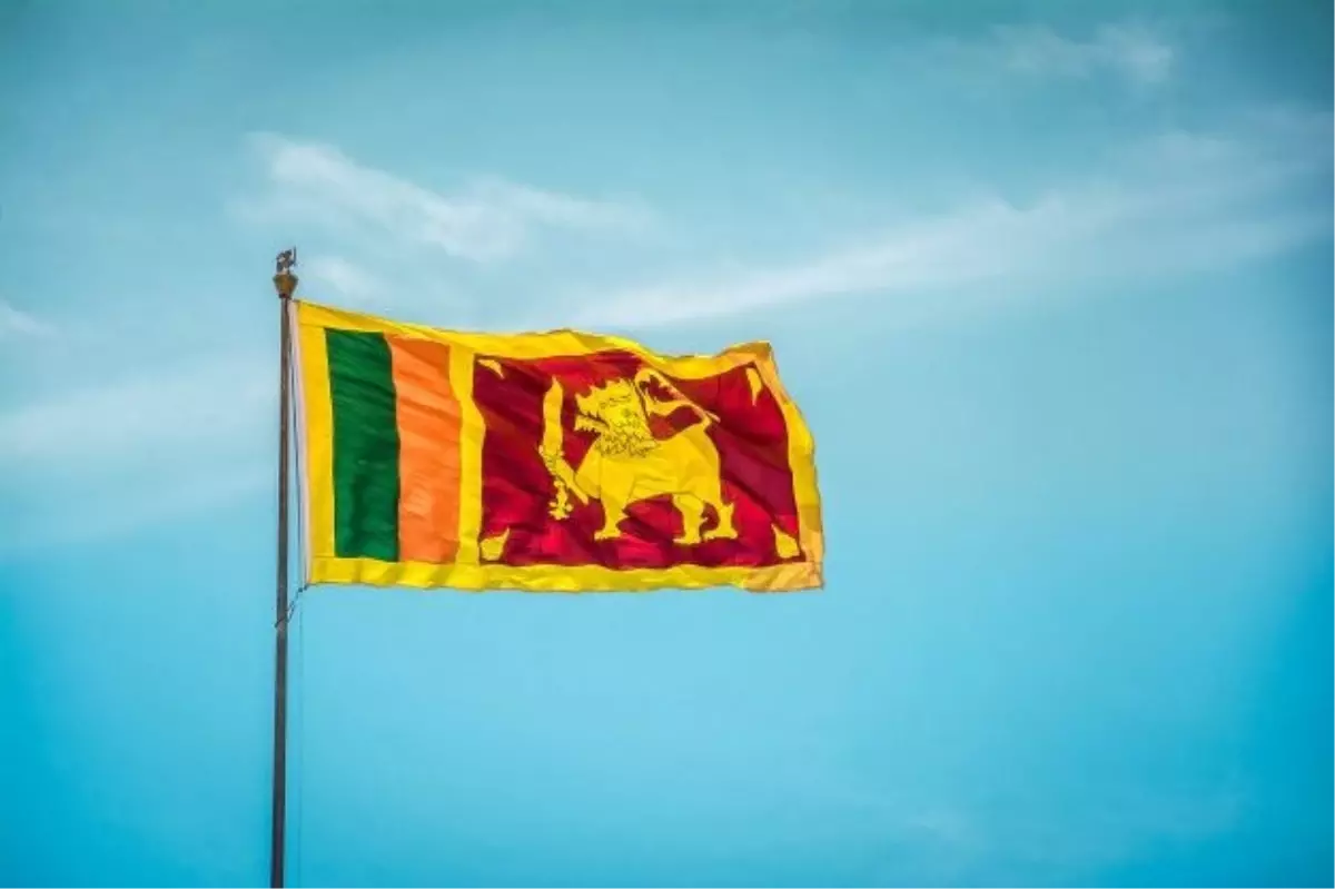 Sri Lanka'da Otobüs Kazası: 15 Ölü, 16 Yaralı