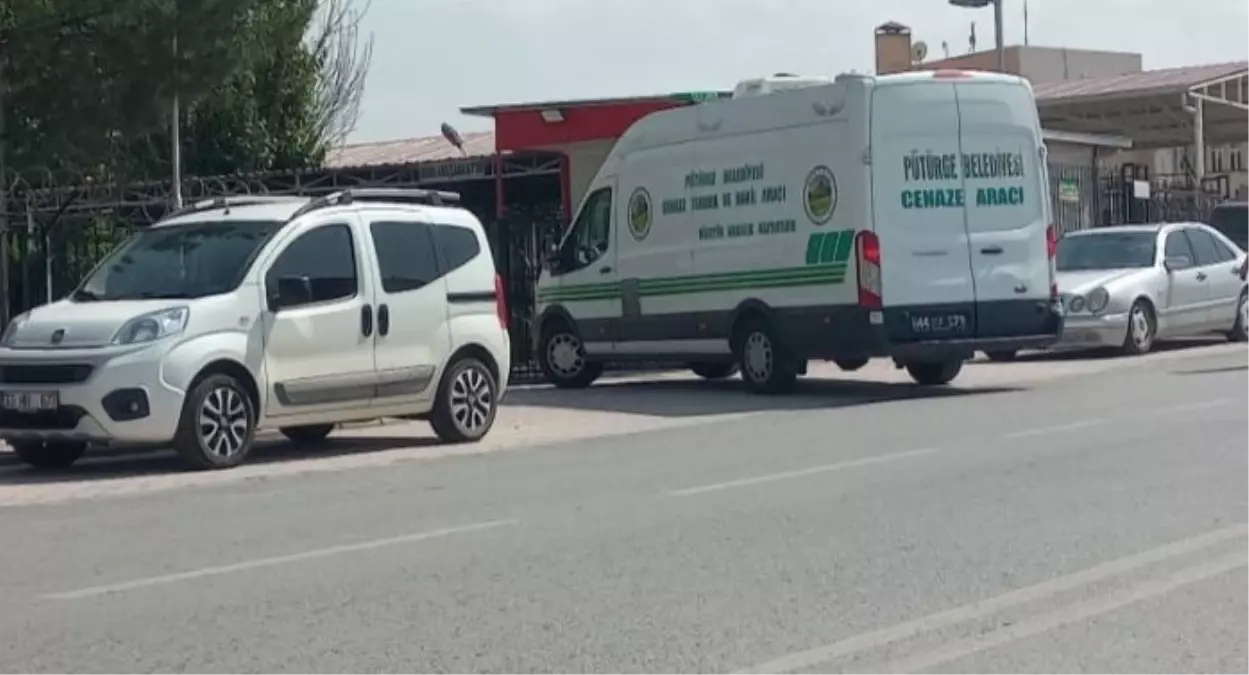 Malatya'da Arkadaşını Bıçaklayarak Öldürdü