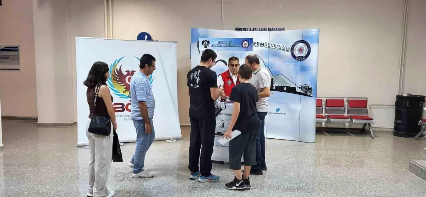 Erzincan'da Üniversite Öğrencilerine Terörle Mücadele Eğitimi
