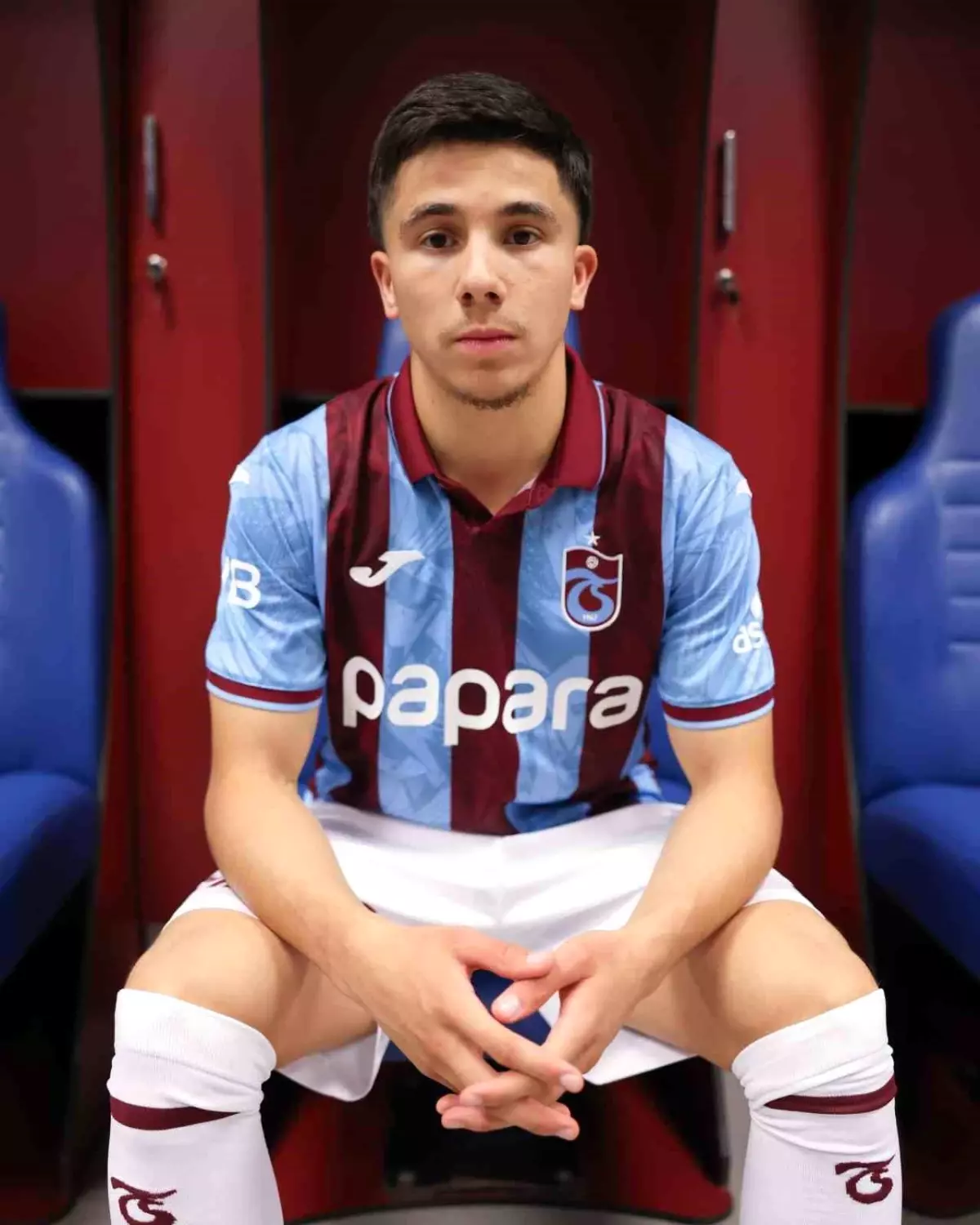 Trabzonspor, Benjamin Bouchouari ile 3+1 Yıllık Sözleşme İmzaladı