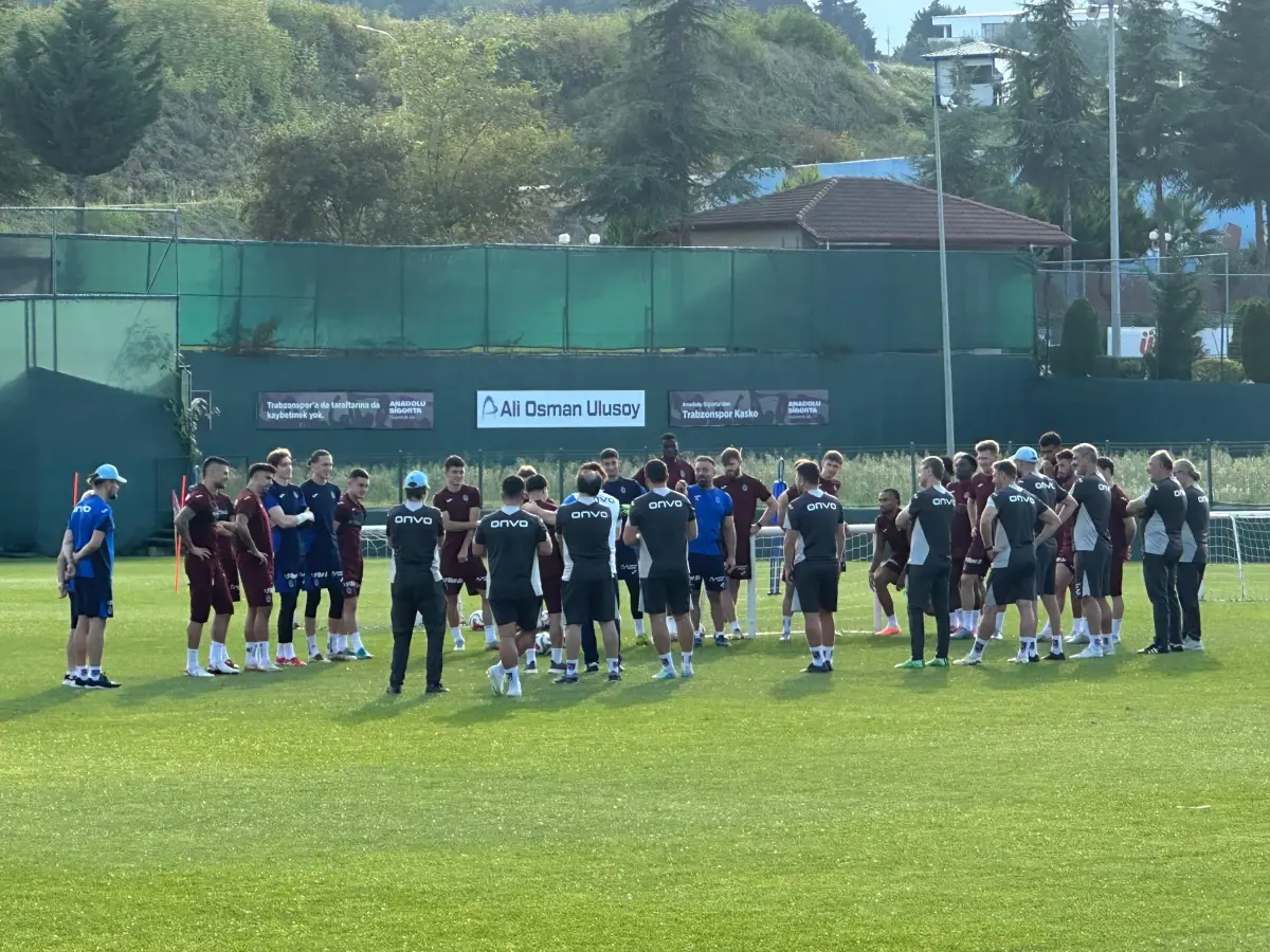 Trabzonspor, Fenerbahçe Maçına Hazırlıklarını Sürdürüyor