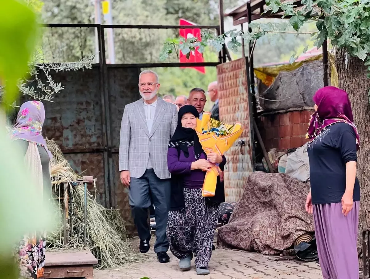 Şehit Ailesine Ziyaret ve Anlamlı Hediye