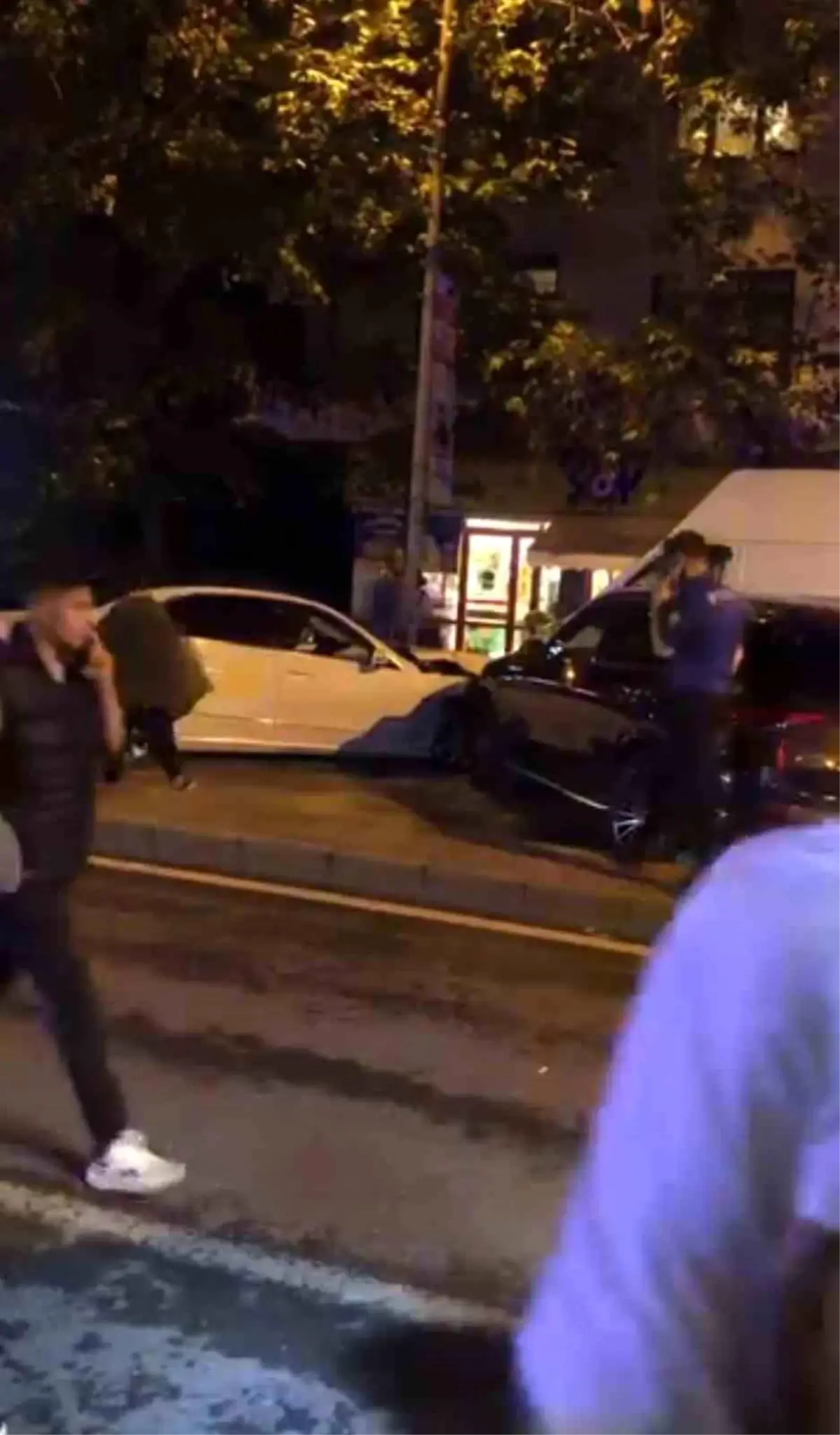Ataşehir'de Alkollü Sürücü Kazaya Neden Oldu: 6 Yaralı