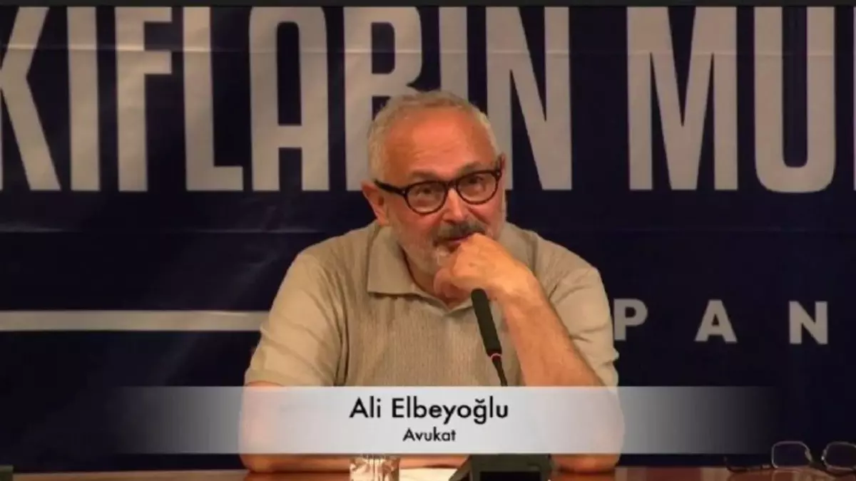 Av. Ali Elbeyoğlu, Galatasaray Üniversitesi'nde Vakıfların Mülkiyet Sorunlarına Dikkat Çekti