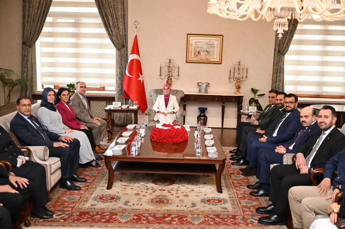 Bakan Göktaş Manisa'da Ziyaretlerde Bulundu