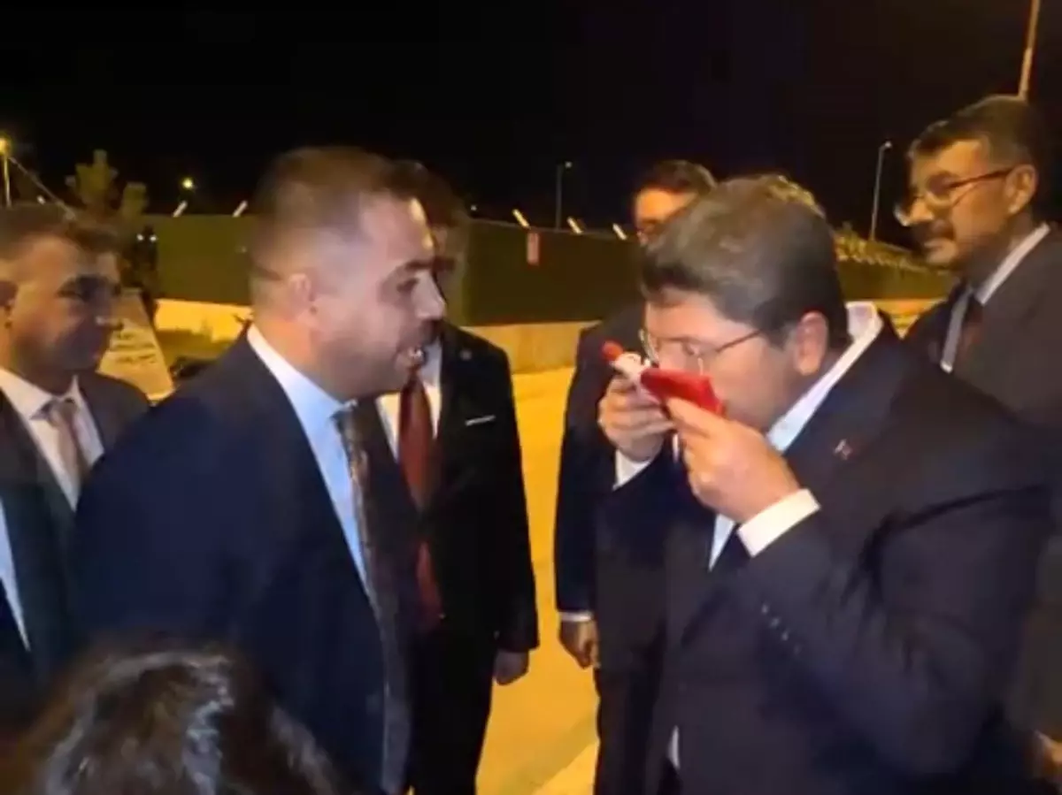 Bakan Tunç'a Yüksekova'da anlamlı sürpriz