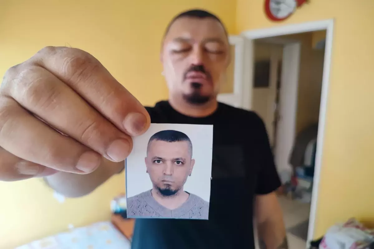 Berberin tavsiyesine uydu, arı sokmasından beter hale geldi