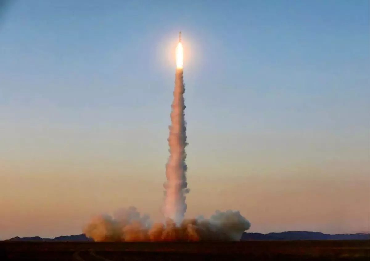 Çin, CERES-1 Roketiyle Yeni Uydular Gönderdi
