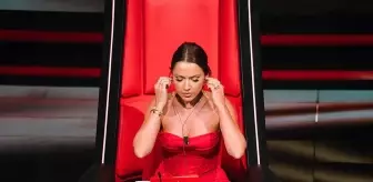 Hadise'den dergi kapağında cesur tarz