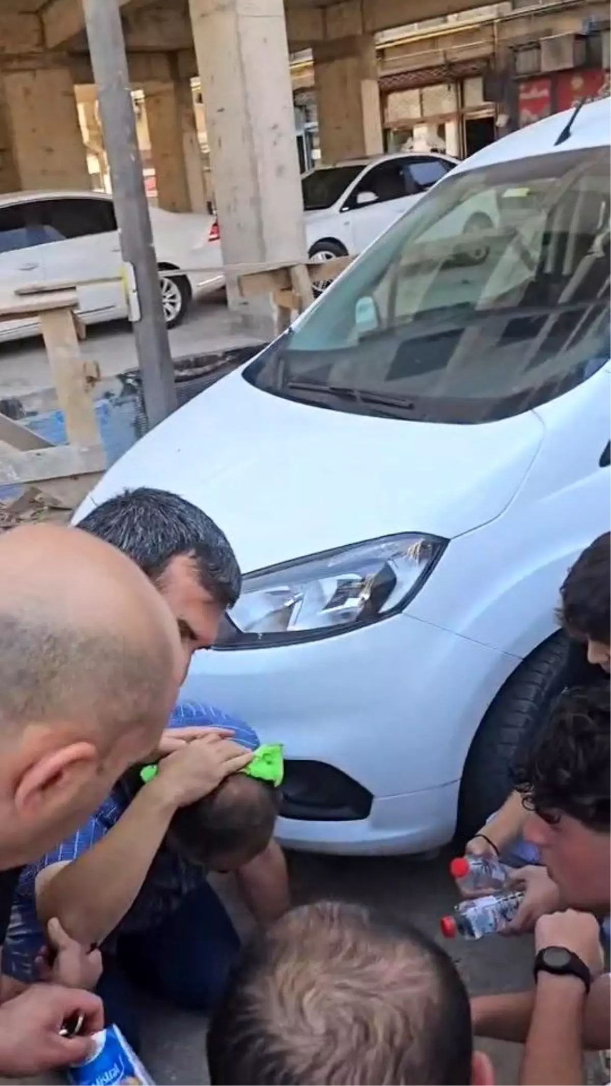 Elazığ'da Tuğla Düşmesi Sonucu Bir Kişi Yaralandı