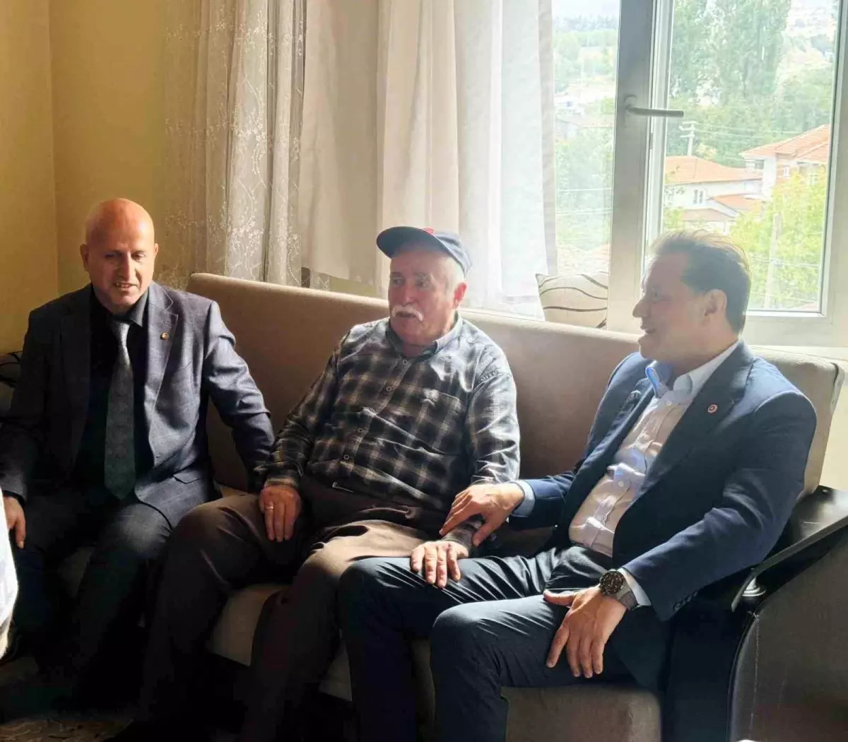 Milletvekili Hatipoğlu'ndan şehit ailesine ziyaret