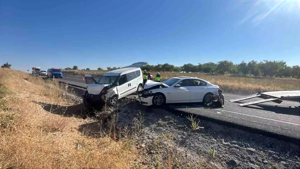 Nevşehir'de Kaza: 14 Yaralı