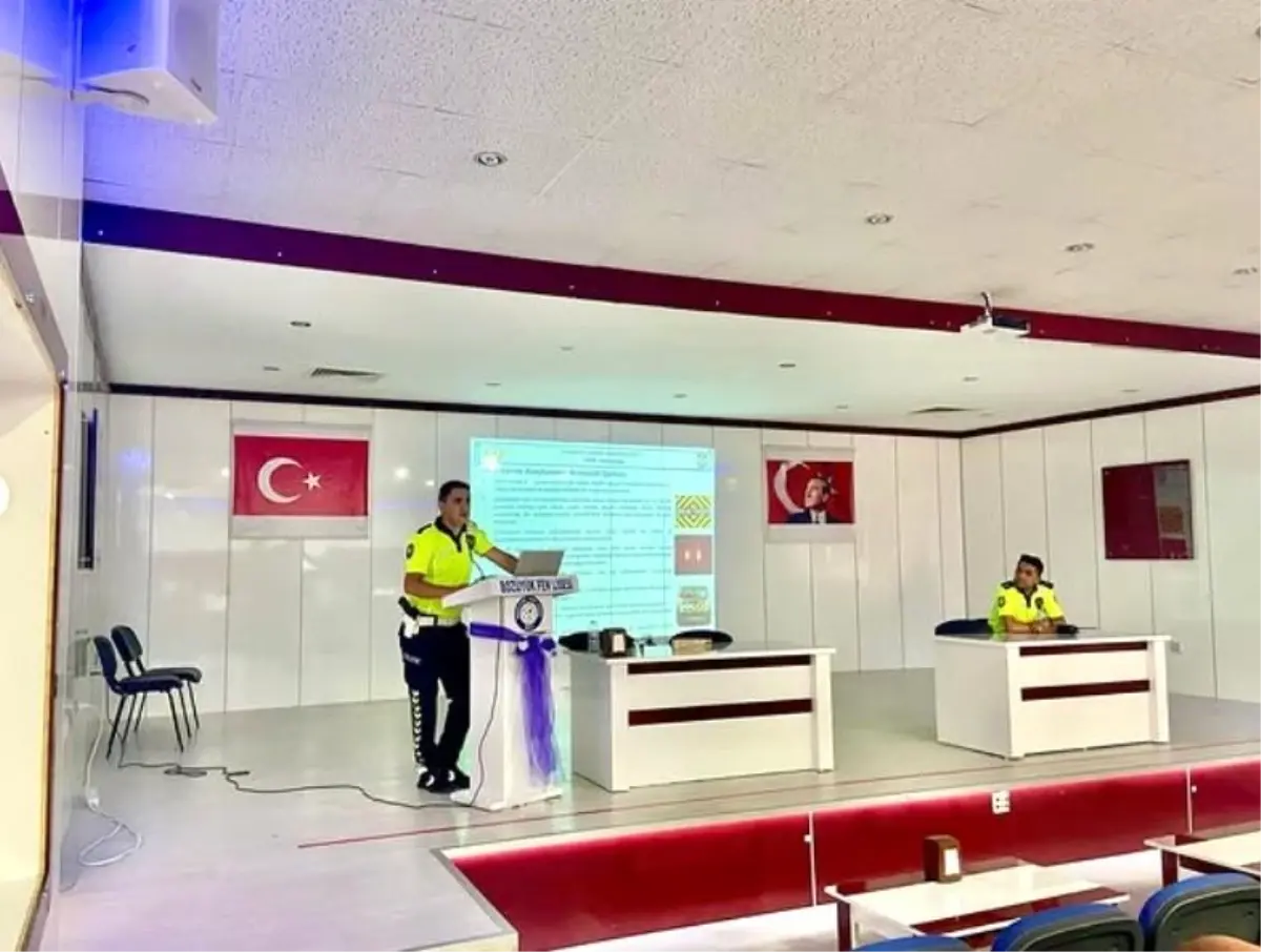 Bilecik'te Öğrenci Servis Sürücüleri İçin Eğitim Düzenlendi