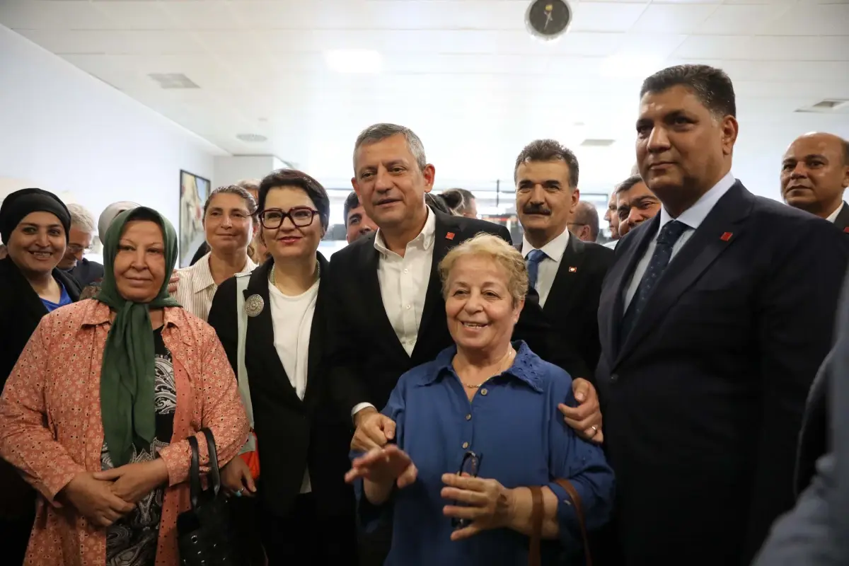 CHP Genel Başkanı Özgür Özel Gaziantep'te