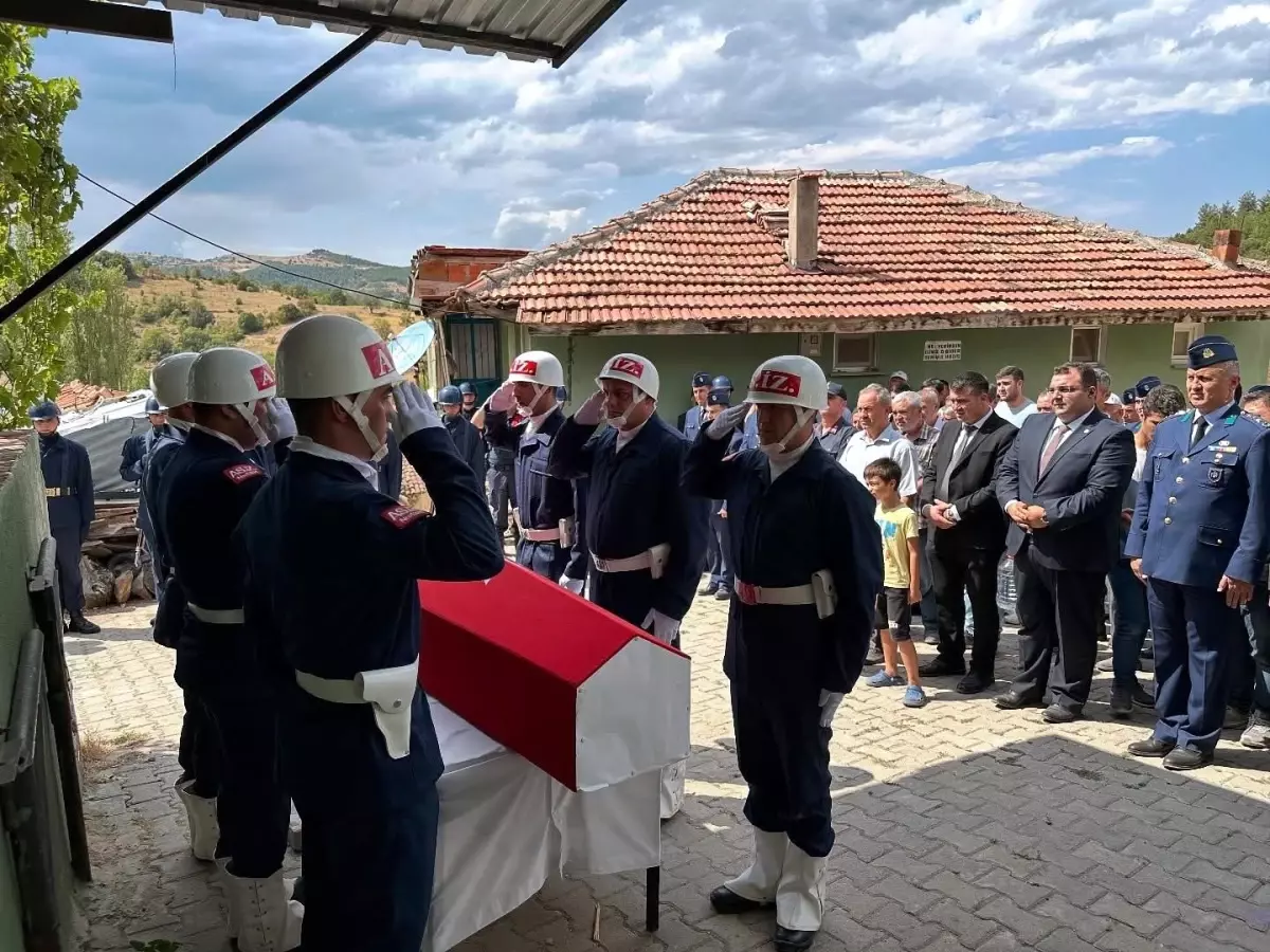 Kıbrıs Gazisi Hidayet Tay Son Yolculuğuna Uğurlandı