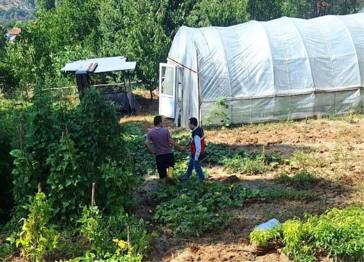 Simav'da Sel ve Su Baskını Tarım Alanlarını Vurdu