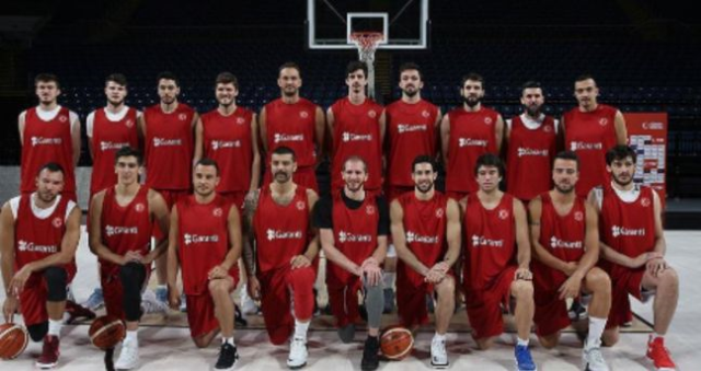 Türkiye - İsveç maçı canlı izle! Türkiye - İsveç basketbol maçı saat kaçta, hangi kanalda? Türkiye - İsveç maçı canlı izle! Türkiye - İsveç basketbol maçı saat kaçta, hangi kanalda?