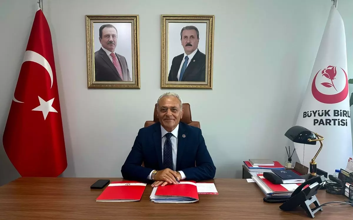 BBP'den Bilinçsiz Sosyal Medya Kullanımına Dikkat Çekildi