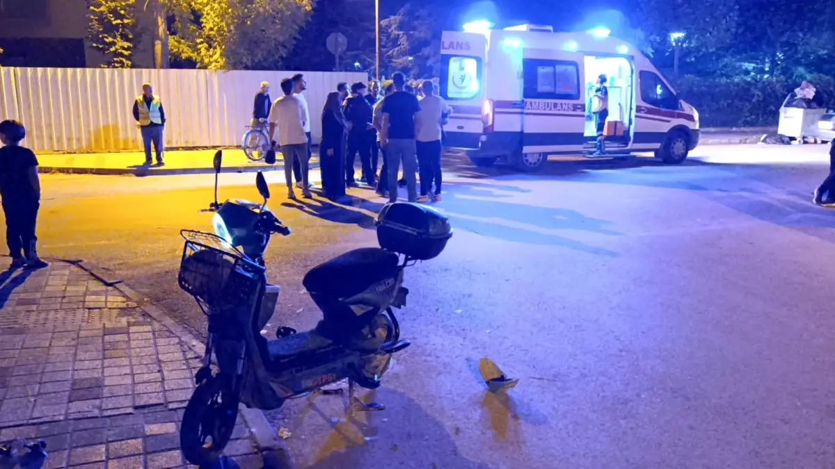 Bursa'da Elektrikli Bisiklet Sürücüsü Ağır Yaralandı