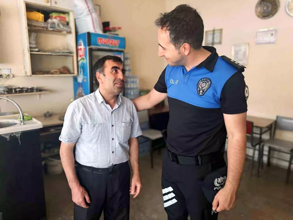 Erzincan Emniyet Müdürlüğü'nden Esnafa Güvenlik Eğitimi