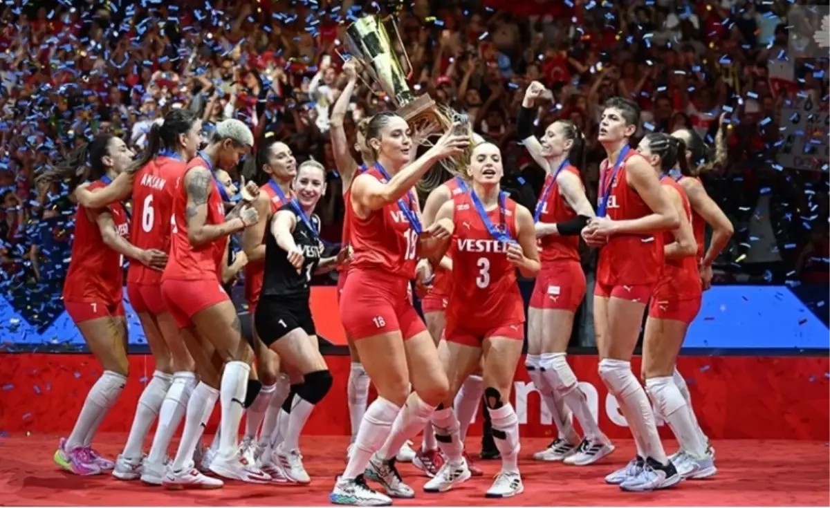 Filenin Sultanları Türkiye İtalya voleybol final maçı CANLI izle!
