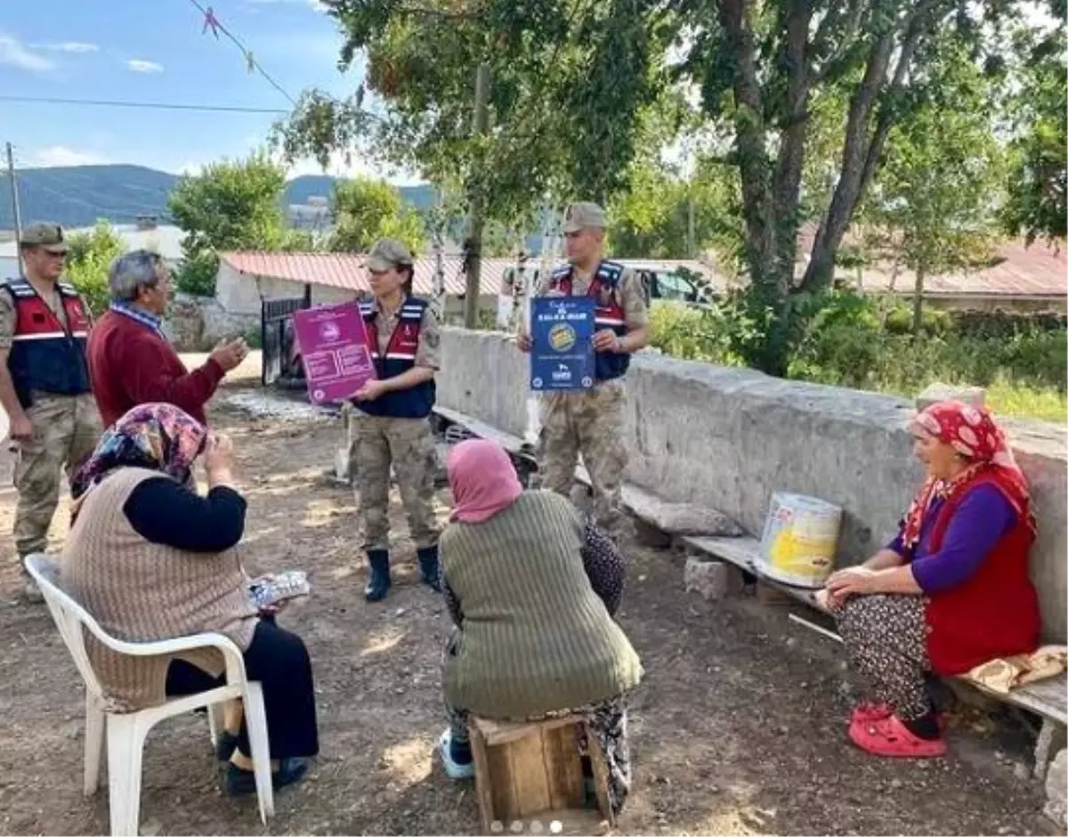 Ardahan'da Kadına Yönelik Şiddetle Mücadele İçin KADES Uygulaması Tanıtıldı