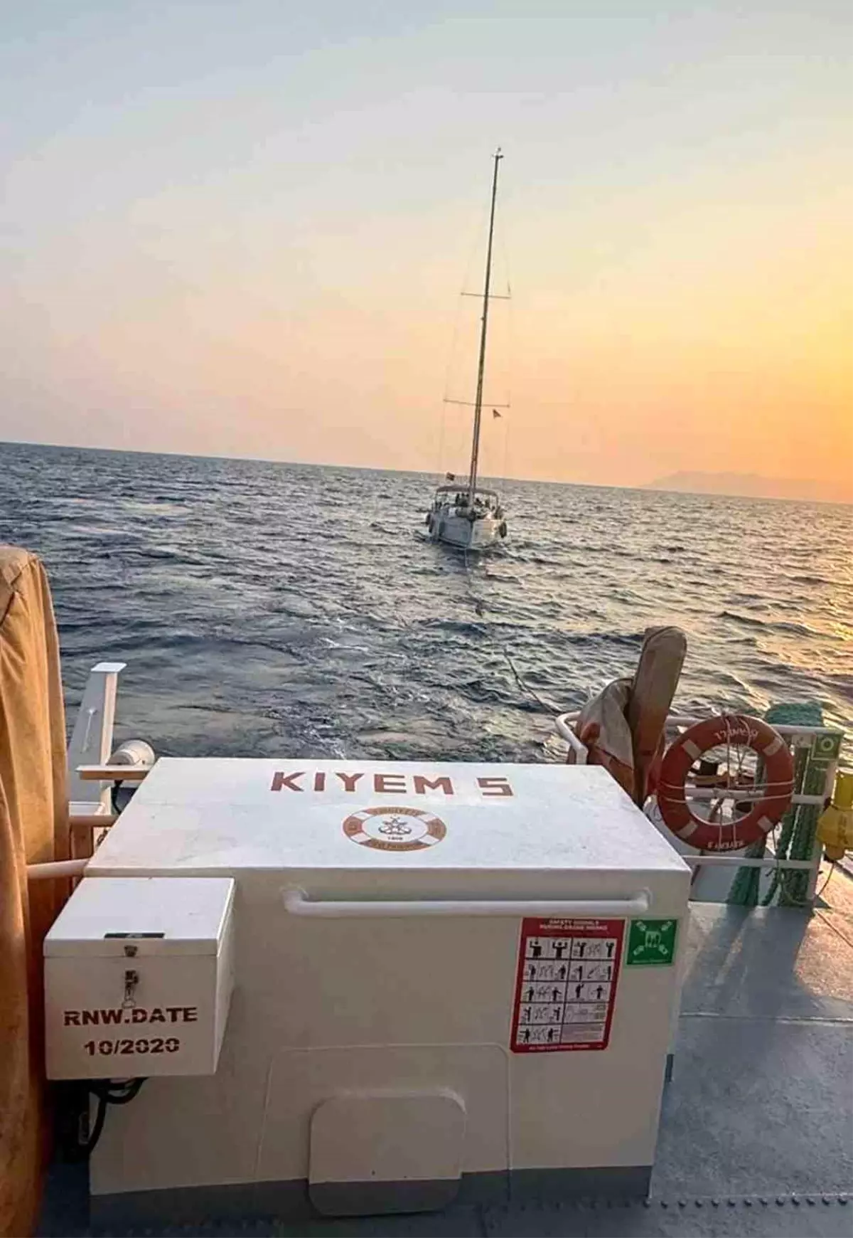 Fethiye Açıklarında Makine Arızası Yapan Tekne Kurtarıldı
