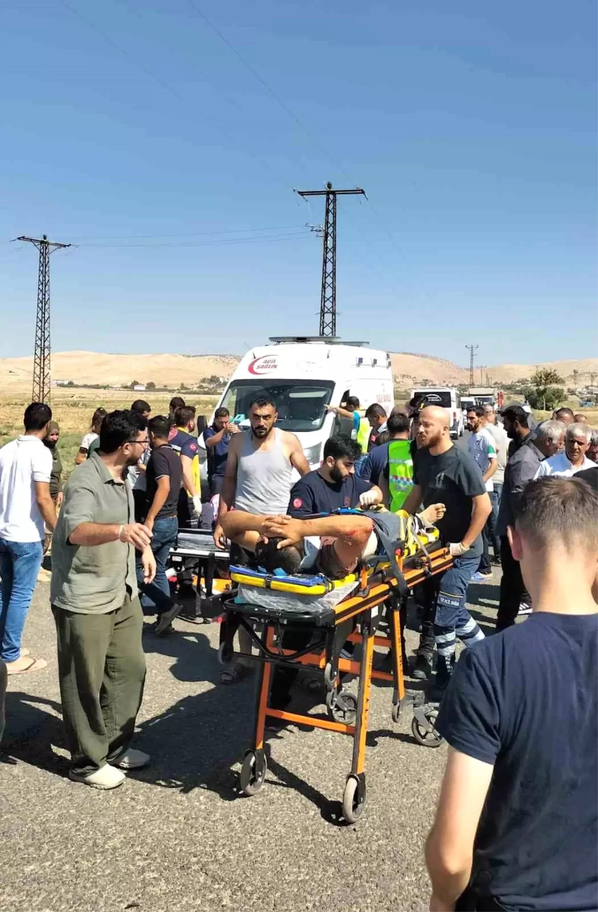 Mardin'de Trafik Kazası: 4 Yaralı