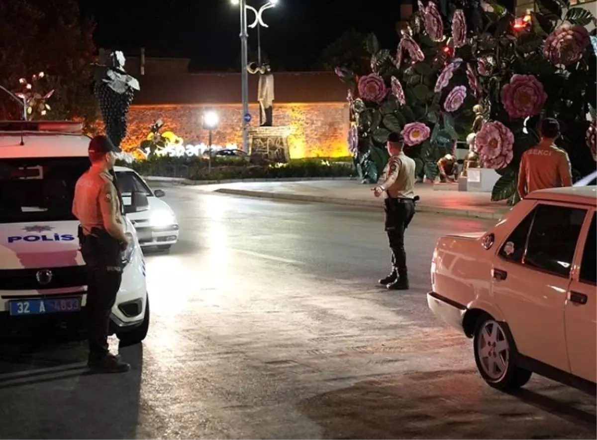 Isparta'da Modifiye Araçlara Yönelik Denetim: 125 Kişi Kontrol Edildi