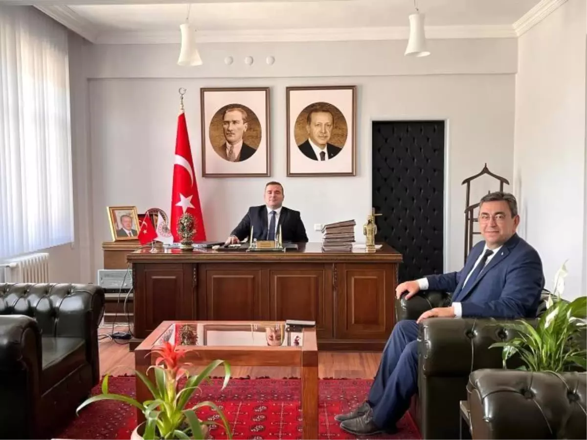 İnhisar Kaymakamı Mücahit Ünal'a Ziyaretler Devam Ediyor