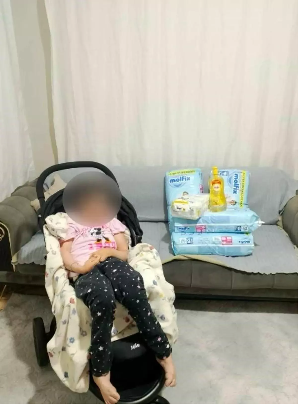 Muradiye Mahalle Muhtarından Engelli Genç Kıza Örnek Destek