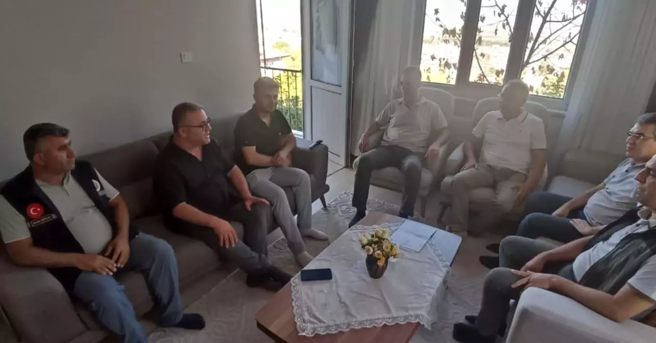 Denizli'deki Yangında Yaralanan Orman Çalışanlarına Geçmiş Olsun Ziyareti