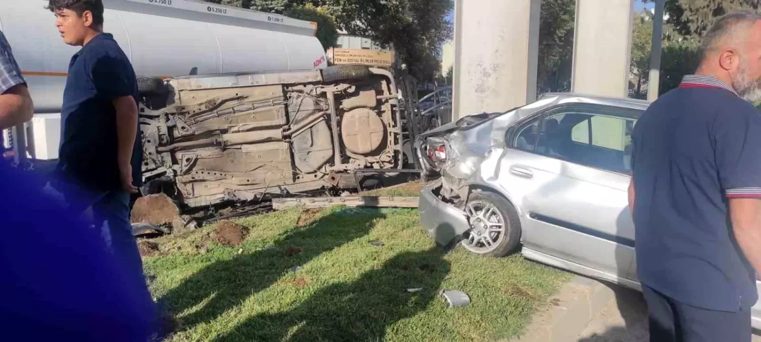 Adıyaman'da Otomobil Kazası: 4 Yaralı