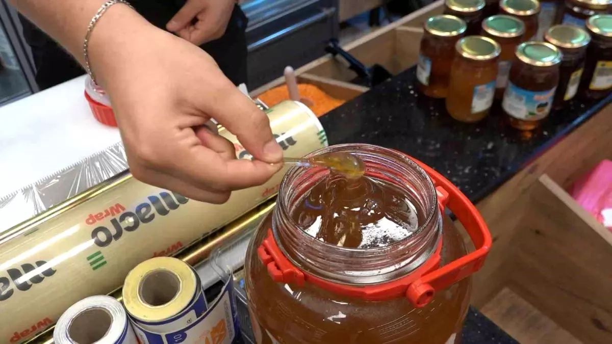 Rizeli Bal Üreticileri Tüketicileri Sahte Ballara Karşı Uyarıyor