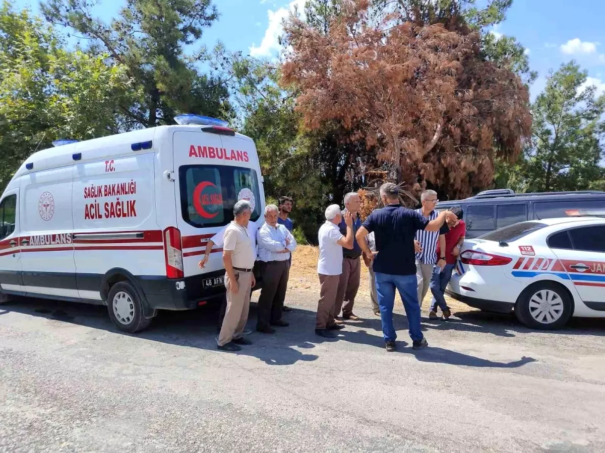 Muğla'da Düğün Yemeğine Giden Ailenin Aracı Şarampole Yuvalandı, 2 Ölüm