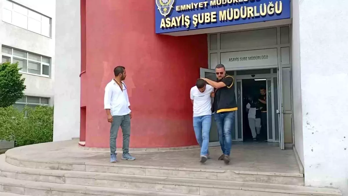 Adana'da Kesinleşmiş Hapis Cezası Olan 5 Hükümlü Yakalandı