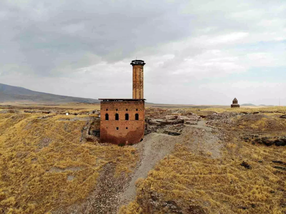 Ebul Menüçehr Camii: Anadolu'nun İlk Türk Camisi