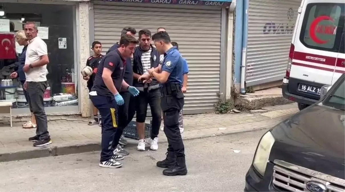 Bursa'da Aile İçi Şiddet İhbarında Polisler Saldırıya Uğradı