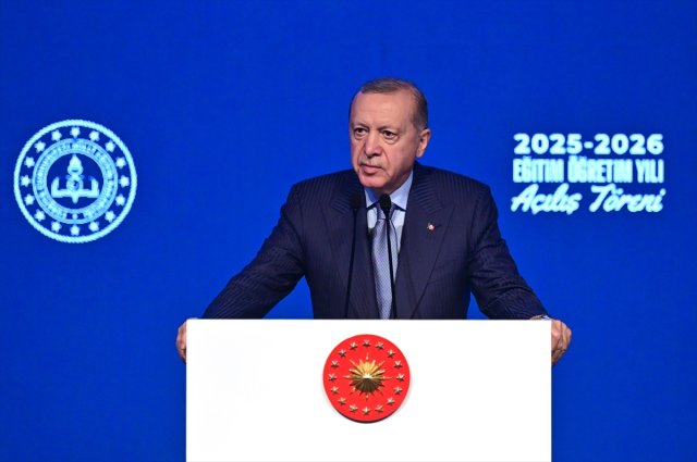 cumhurbaskani erdogan dan 2 polisimizin sehit 19024887 5471 m
