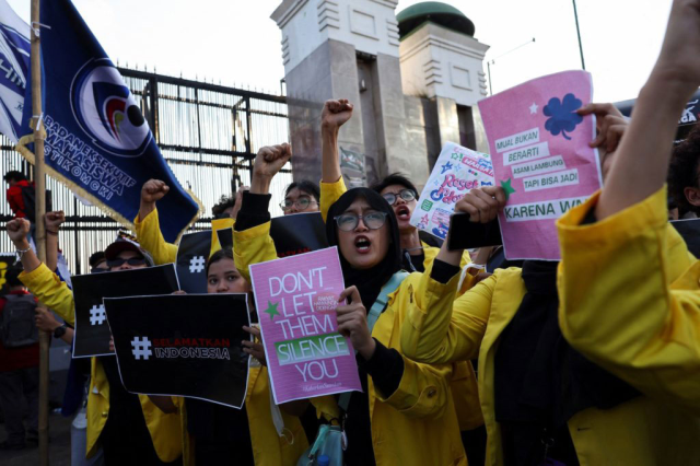 Minister Removed in Indonesia, Protests Intensified