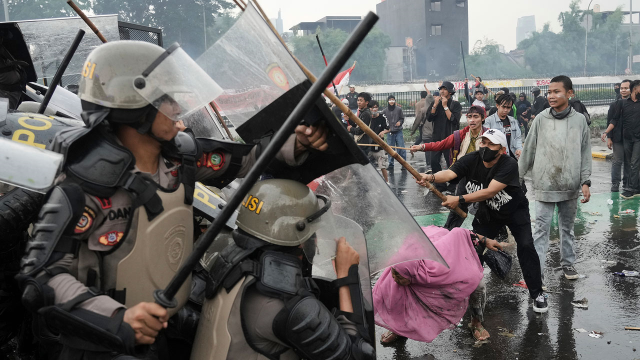 Minister Removed in Indonesia, Protests Intensified