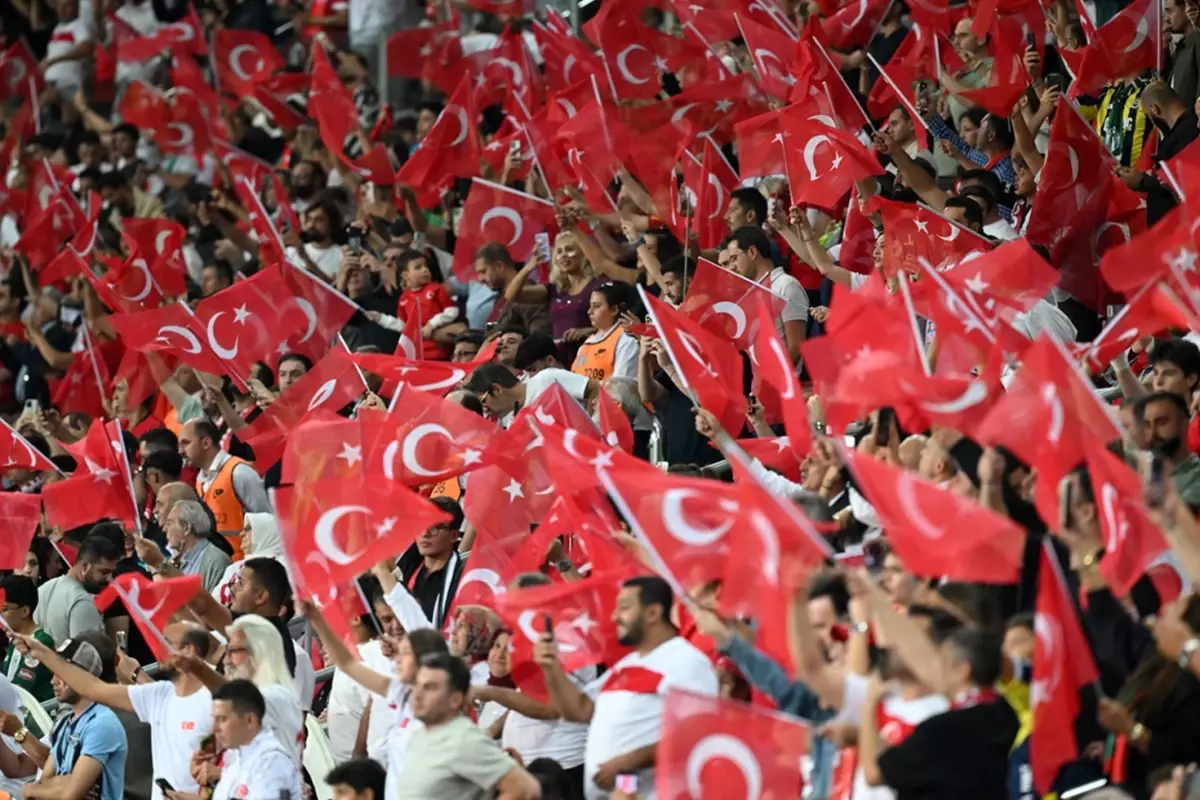 Futbolseverlere müjde! Ümit Milli Futbol Takımı'nın Hırvatistan maçı ücretsiz