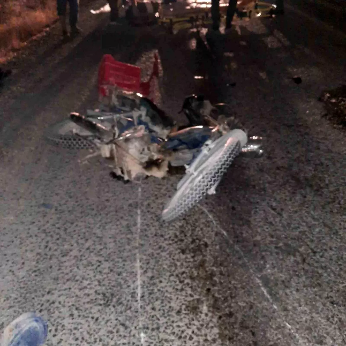 Konya'da Otomobil ve Motosiklet Çarpıştı: 3 Yaralı