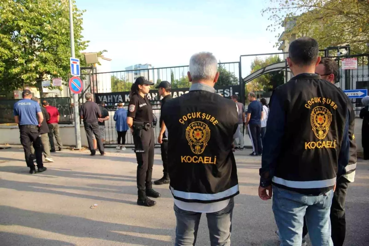 Kocaeli Emniyeti'nden Denetim: 15 Araç Sürücüsüne 174 Bin TL Ceza