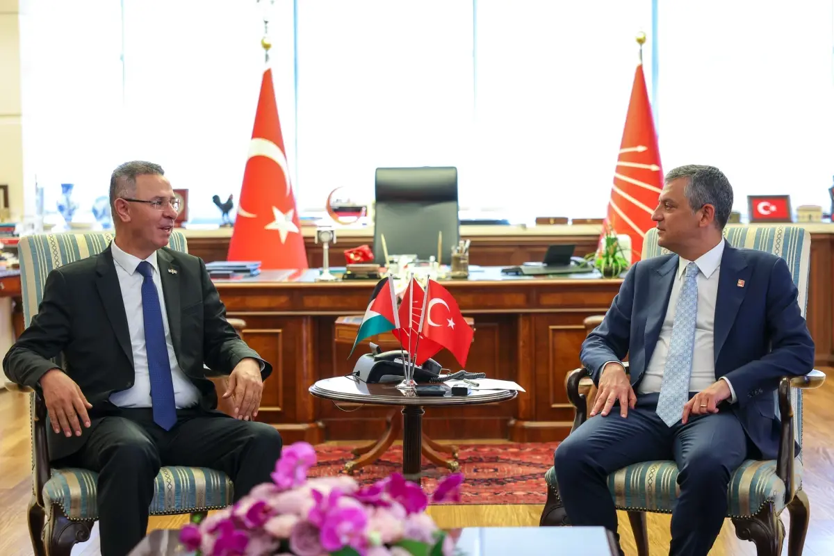 CHP Genel Başkanı Özgür Özel, Filistin Büyükelçisi Faed Mustafa'yı Kabul Etti